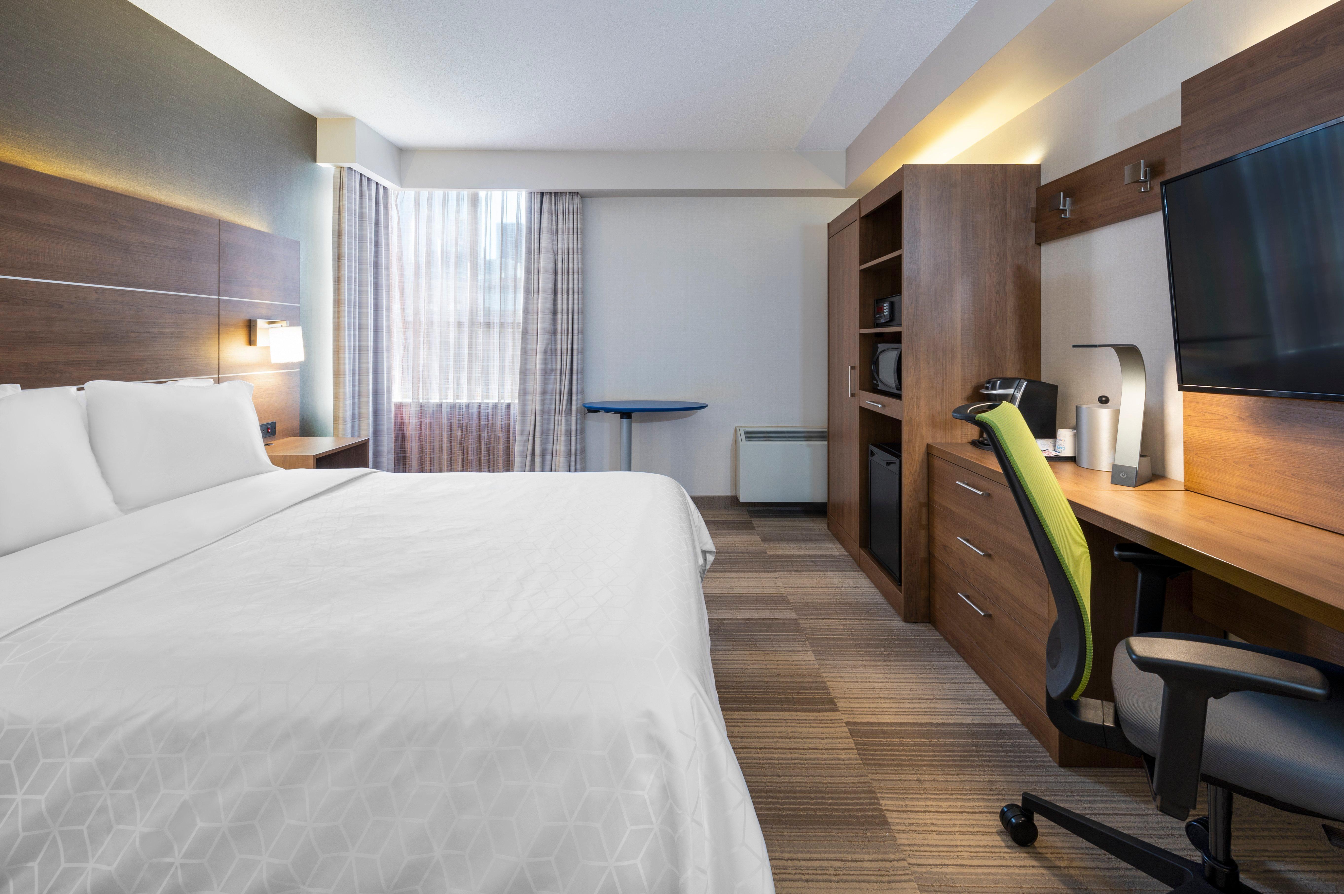 Express Downtown By Ihg Hotel Toronto