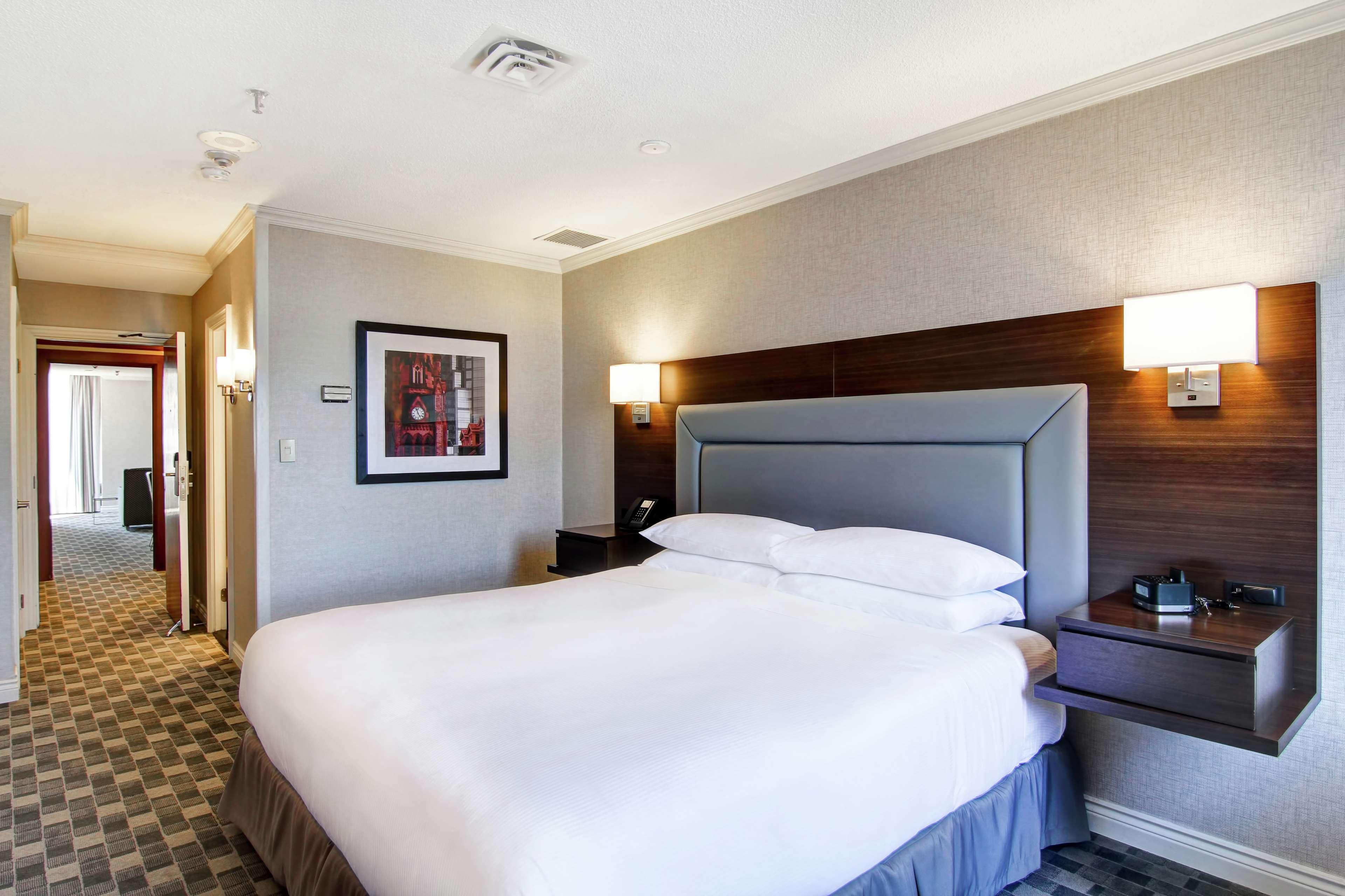 Doubletree By Hilton Downtown Hotel