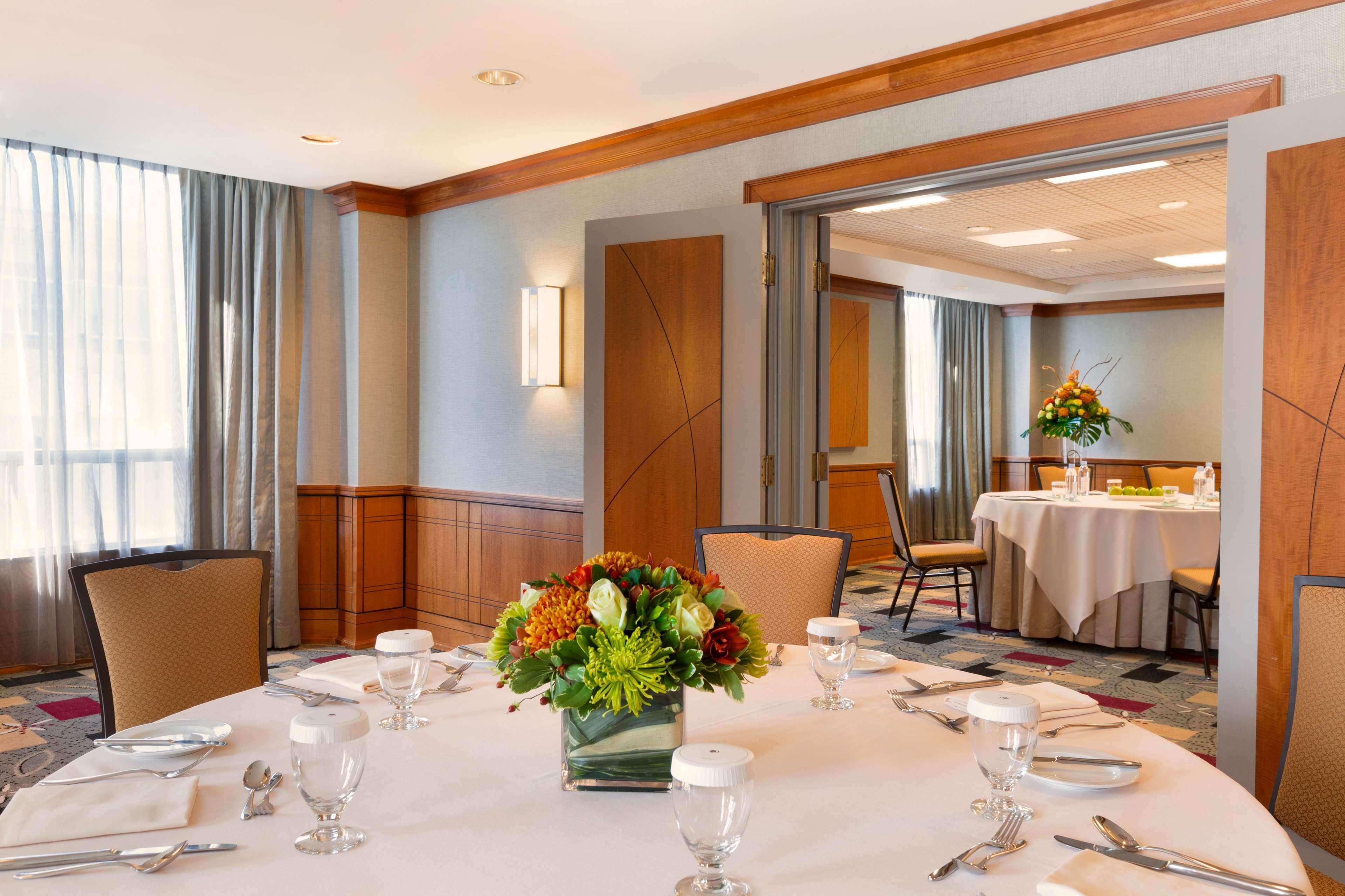 Hotel Doubletree By Hilton Downtown 4*