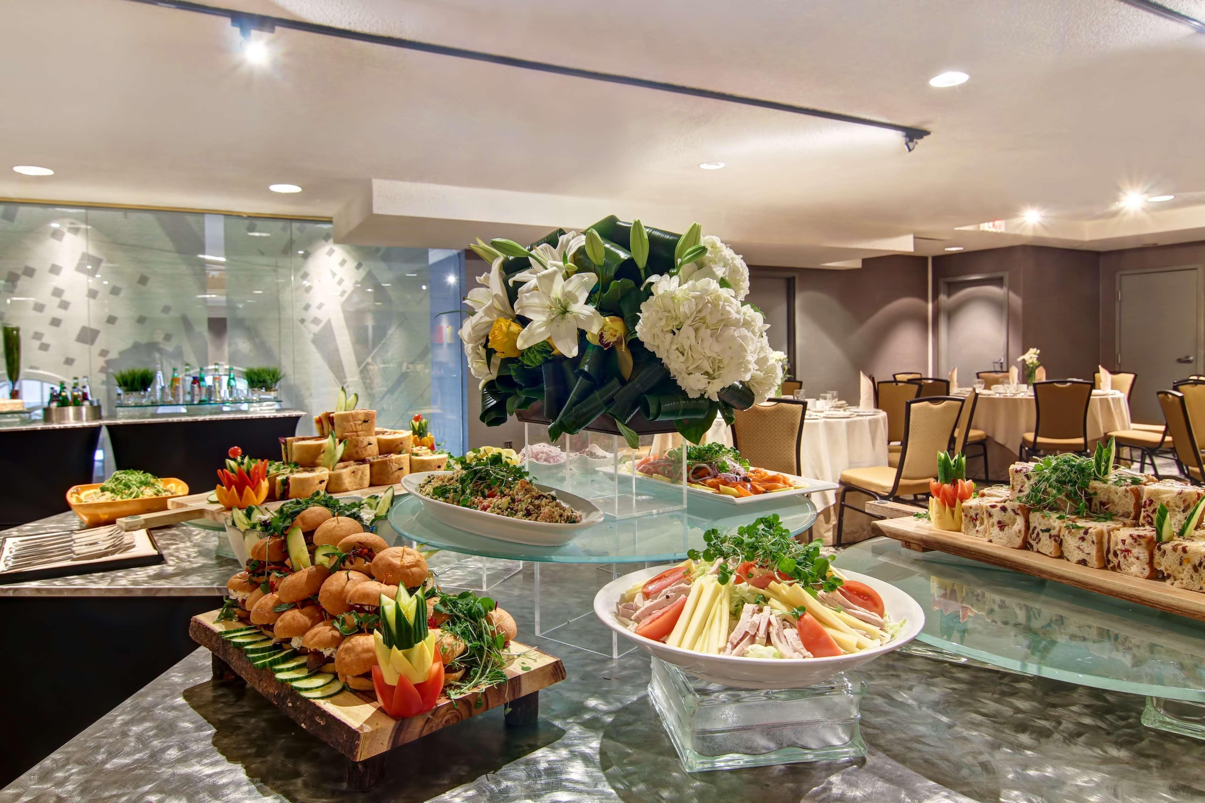 Doubletree By Hilton Downtown 4* Toronto
