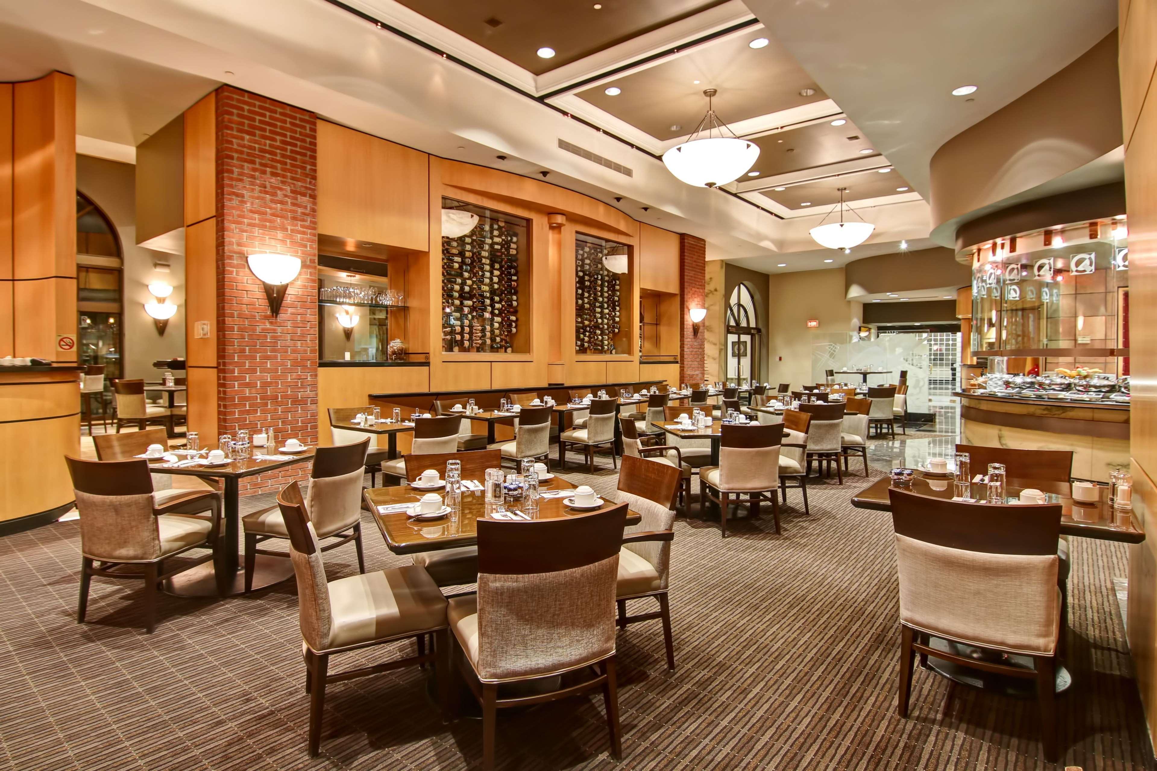 Doubletree By Hilton Downtown 4*