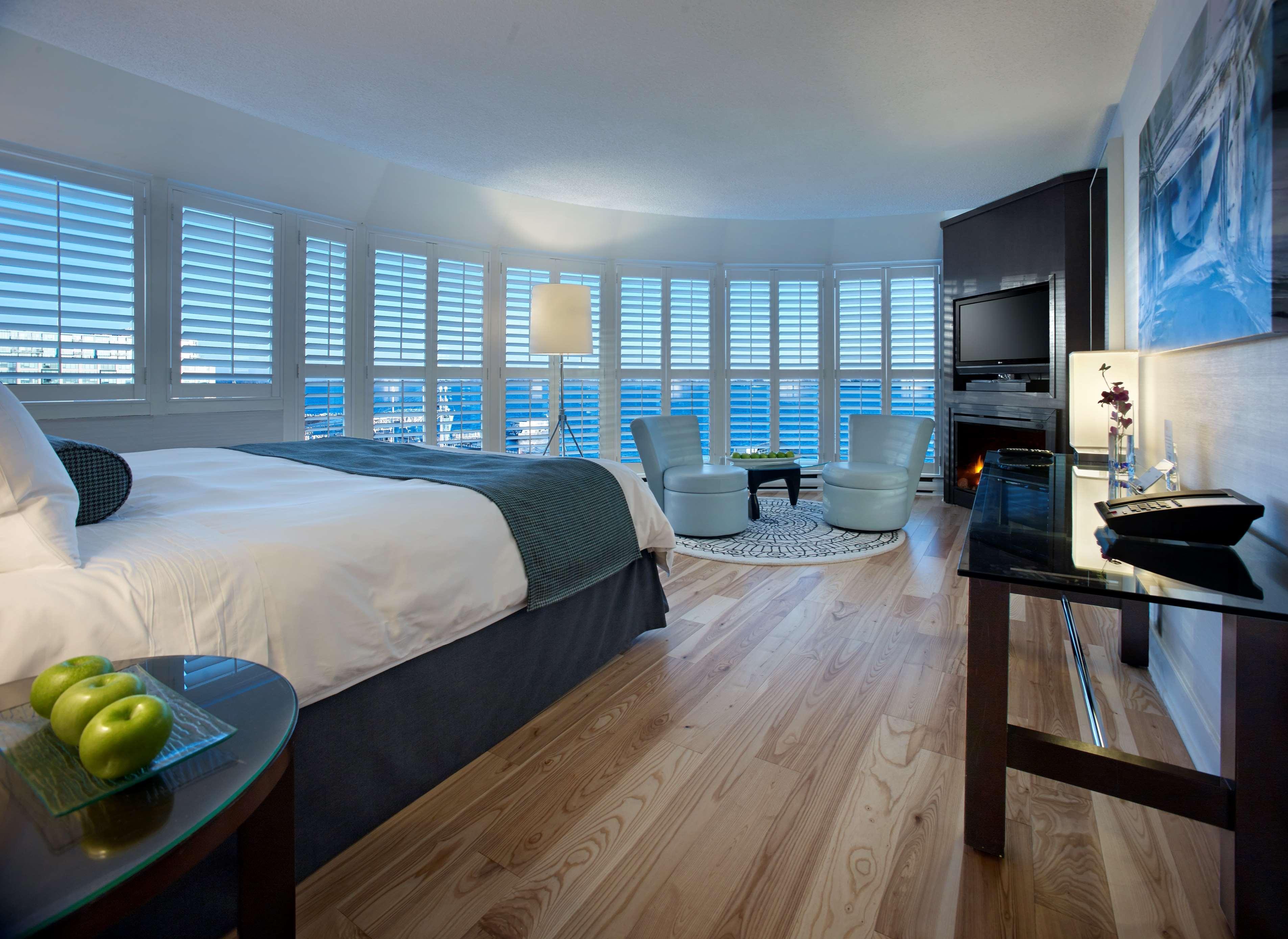 Radisson Blu Downtown Hotel 4*