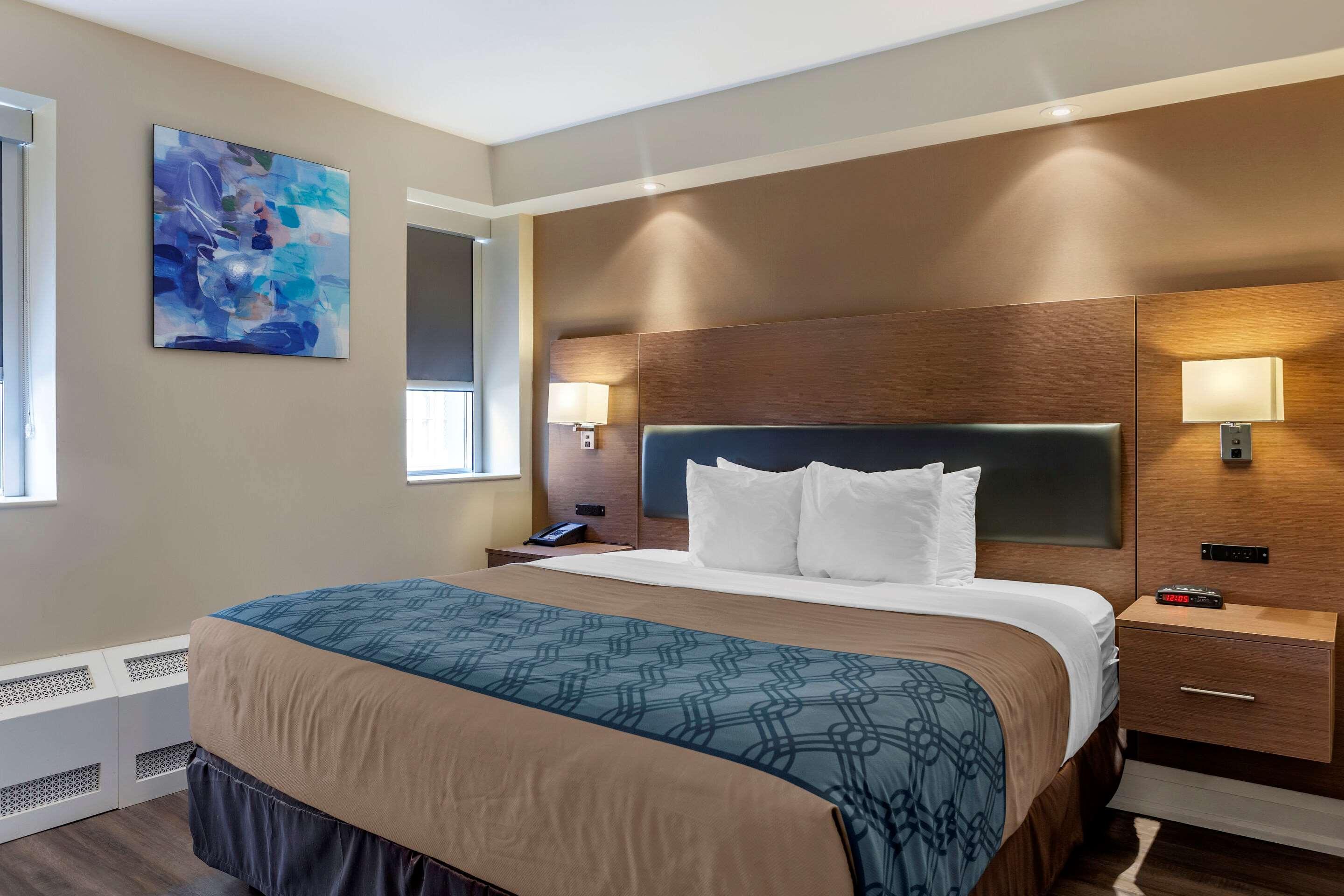 Hotel Econo & Downtown Toronto