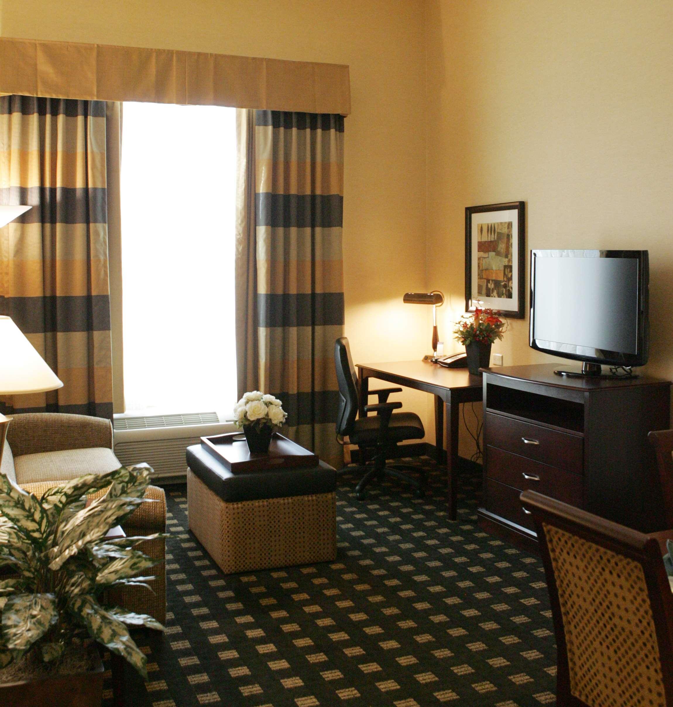 Hotel Homewood By Hilton Airport Corporate Centre 3*