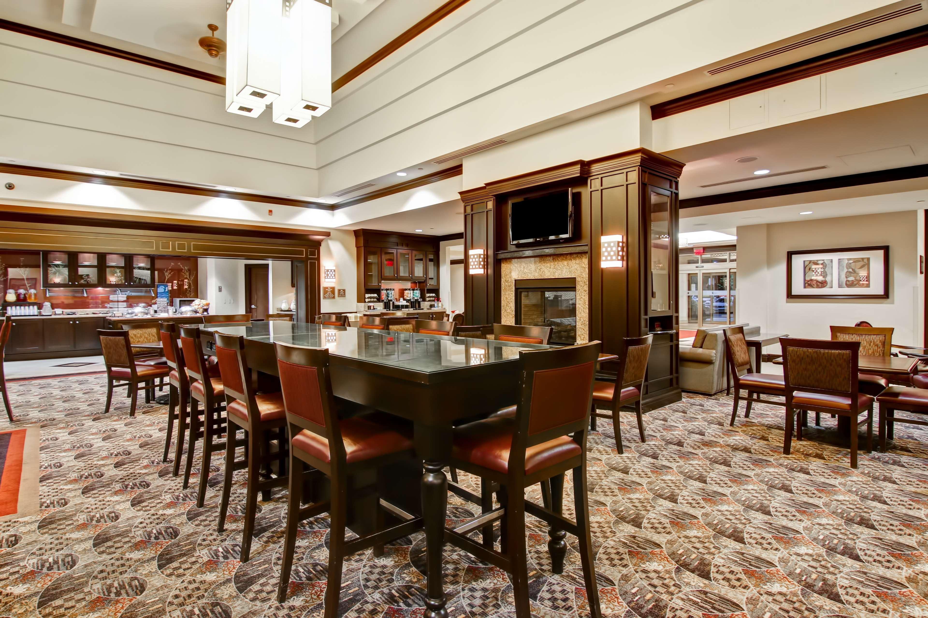 Homewood By Hilton Airport Corporate Centre 3*