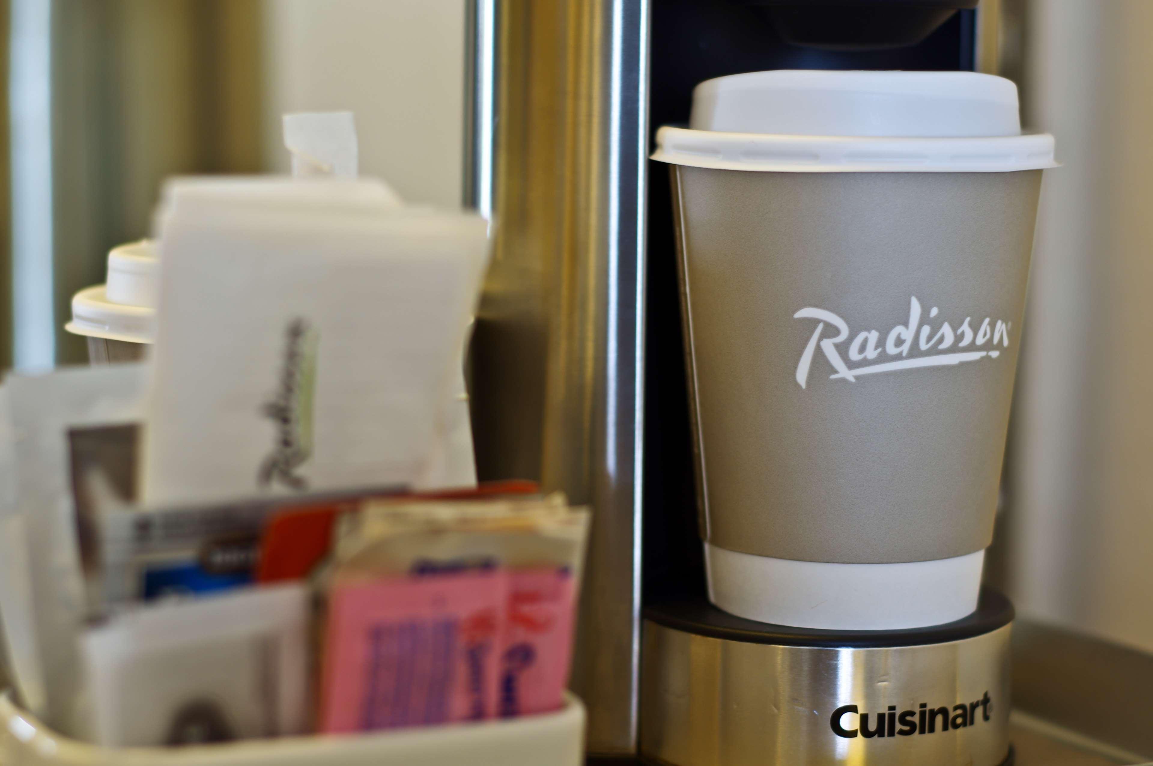 Radisson Airport 3*