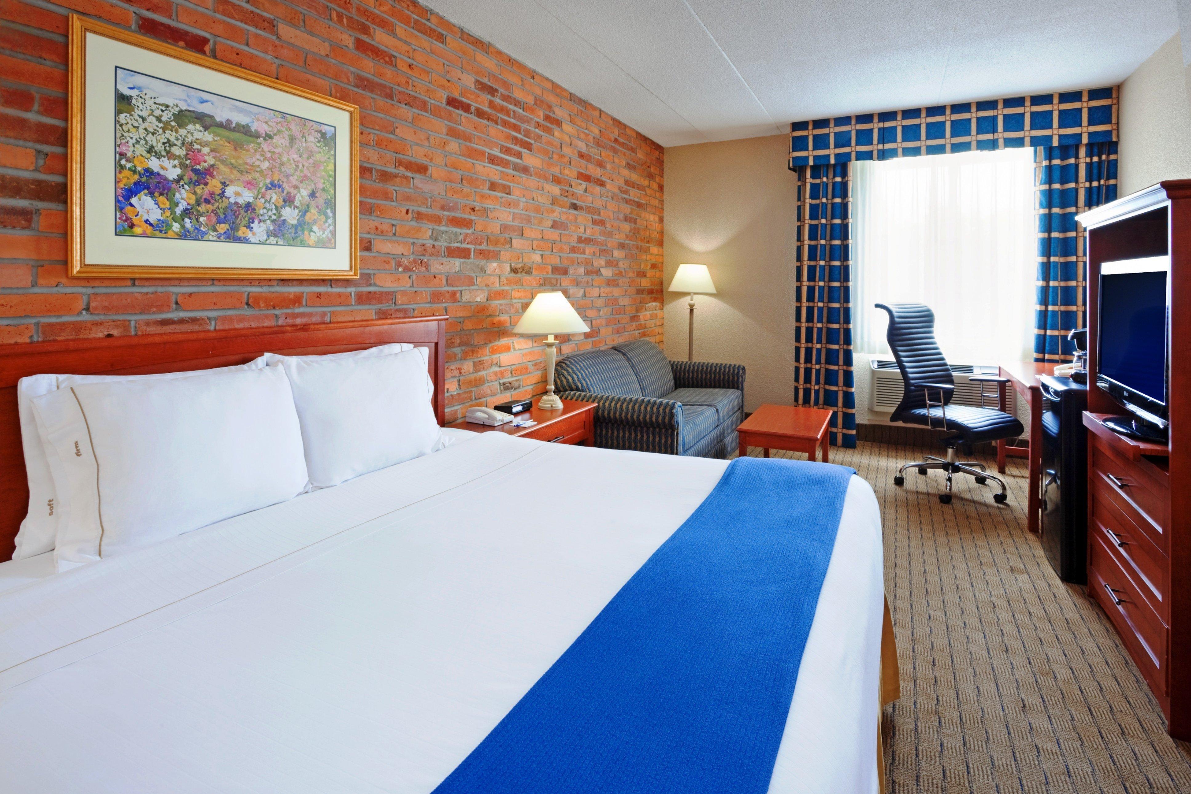 Express East, An Ihg 2* Toronto