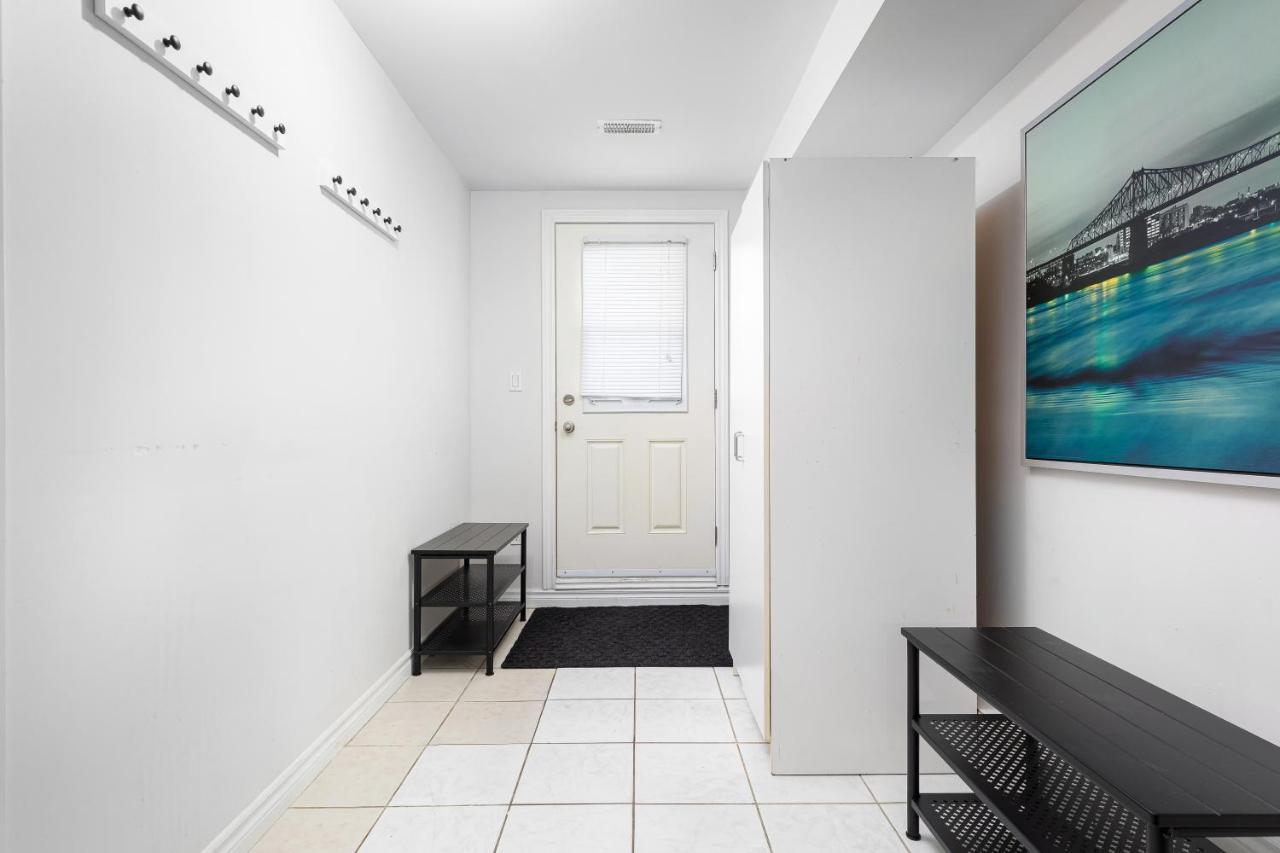 For Rent Beside U Of T Toronto