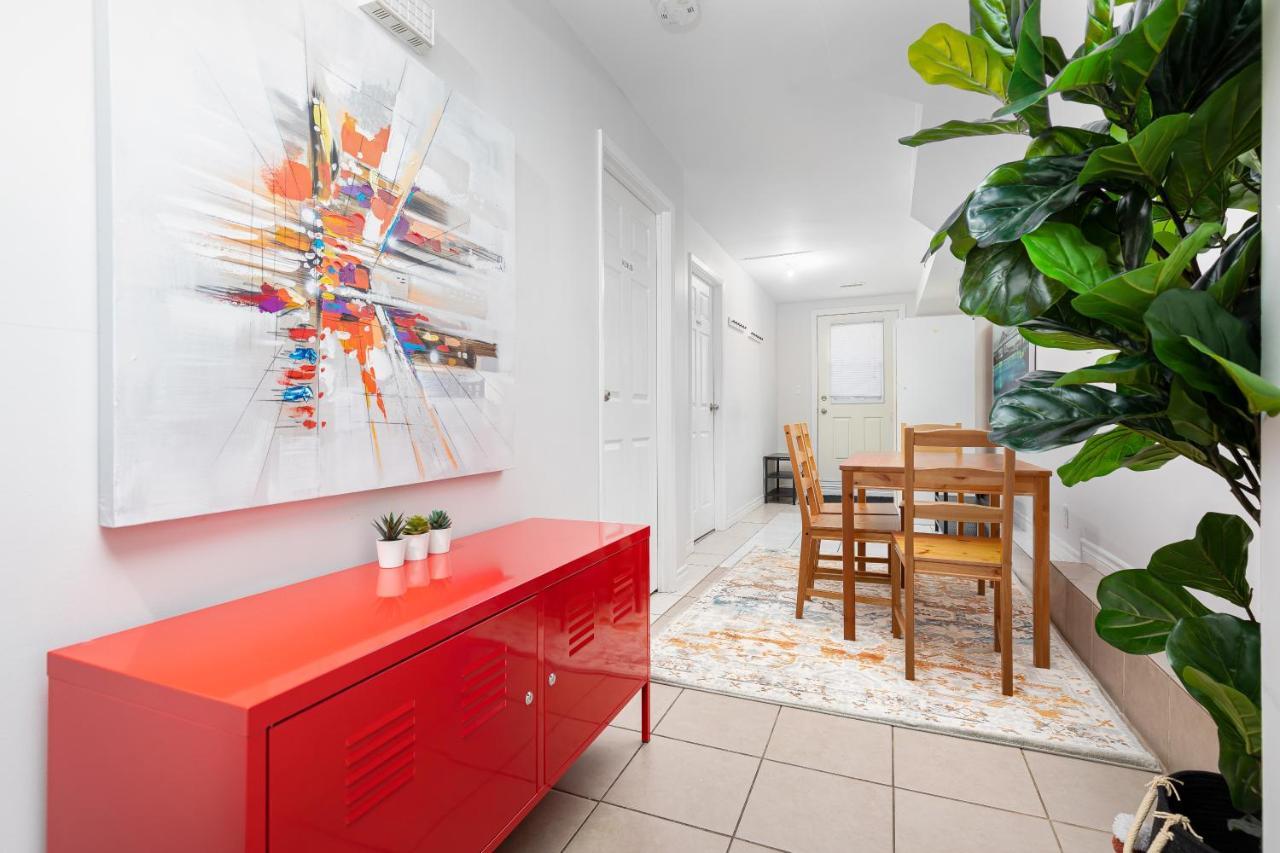 For Rent Beside U Of T *