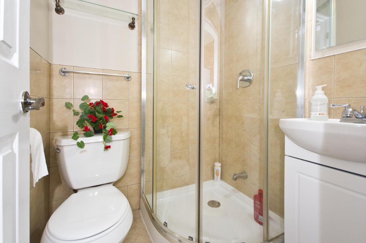 Guest house 2 Bedroom Apartment *