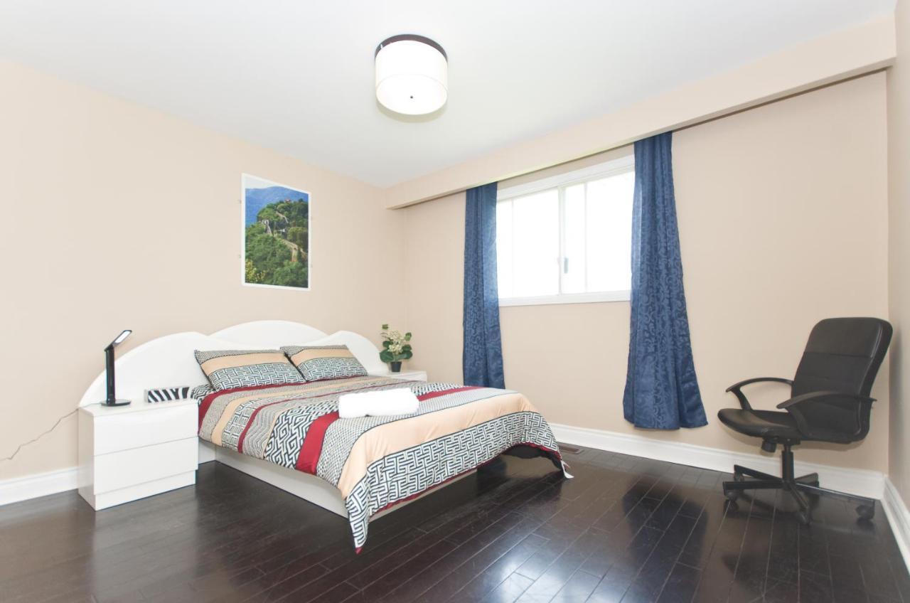 2 Bedroom Apartment *