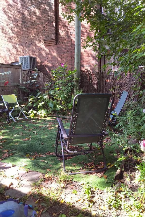 Awesome Cozy 1 Bedroom Coachhouse