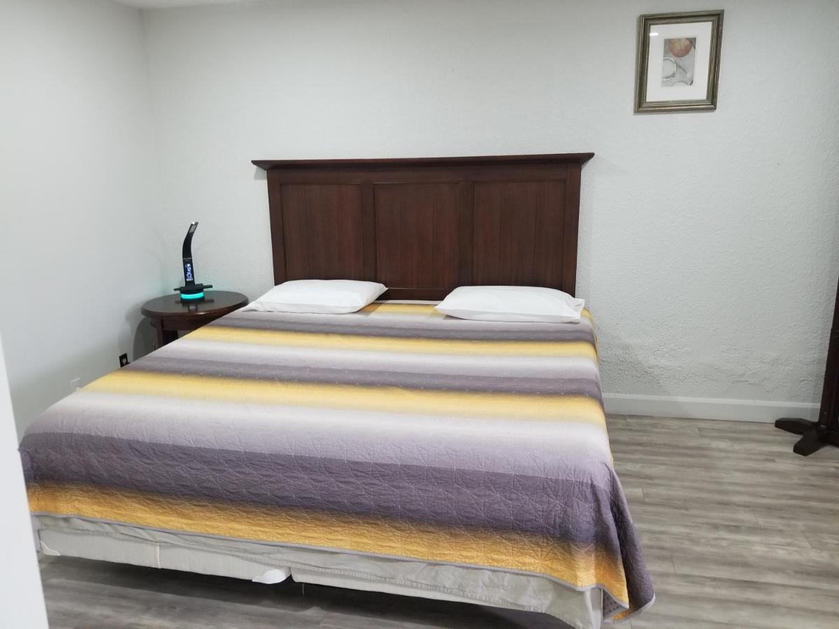 Aparthotel Bloorcourt Inn