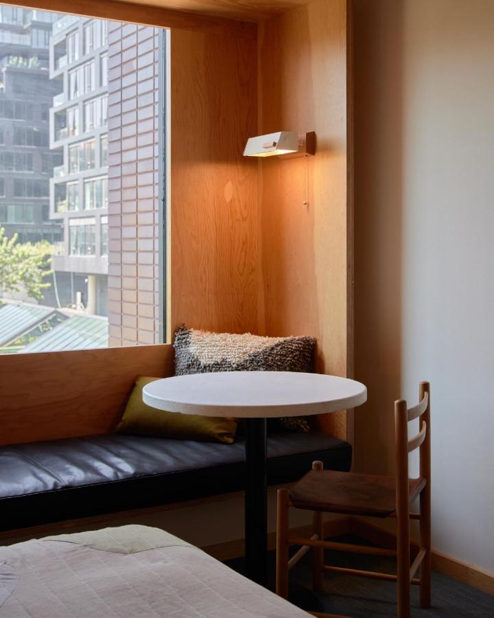 Hotel Ace
