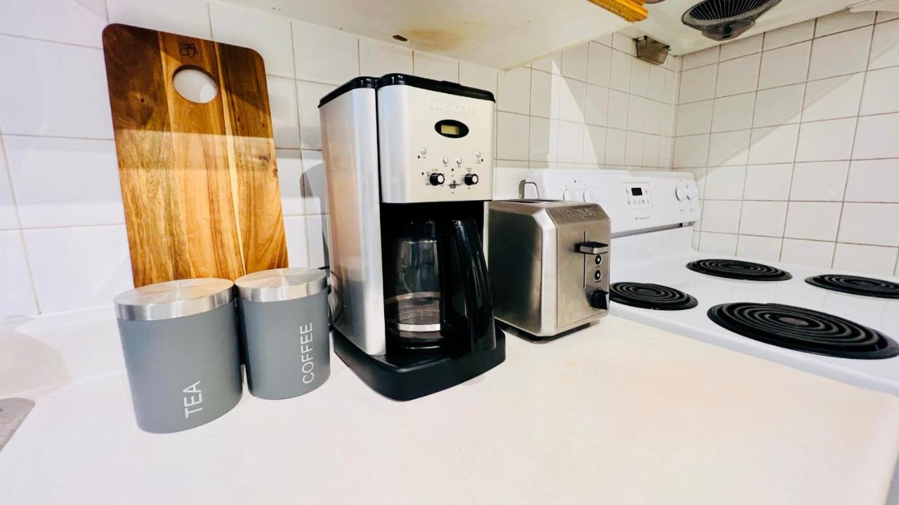 - Free Parking Bed & Breakfast