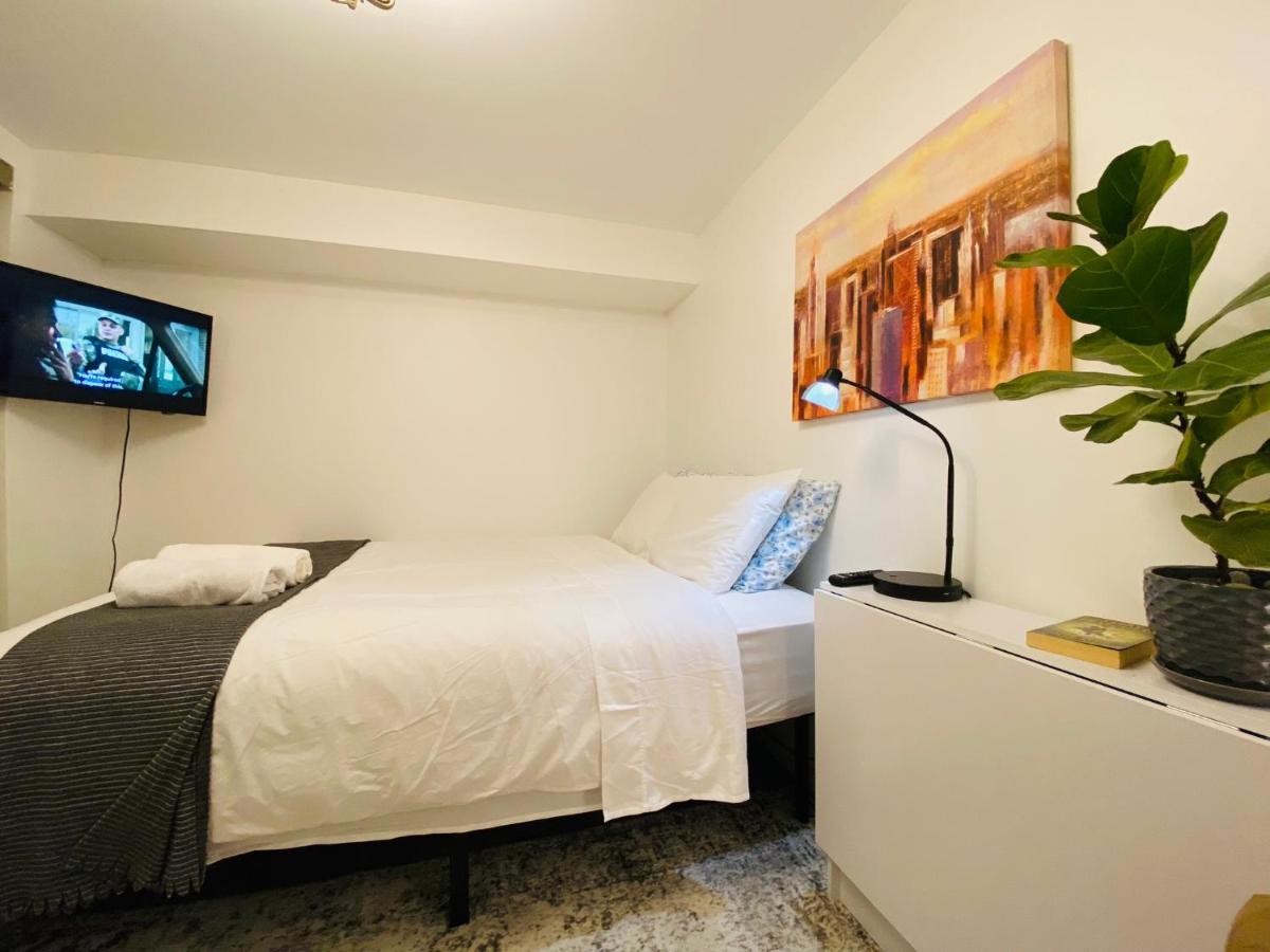 - Free Parking Bed & Breakfast Toronto
