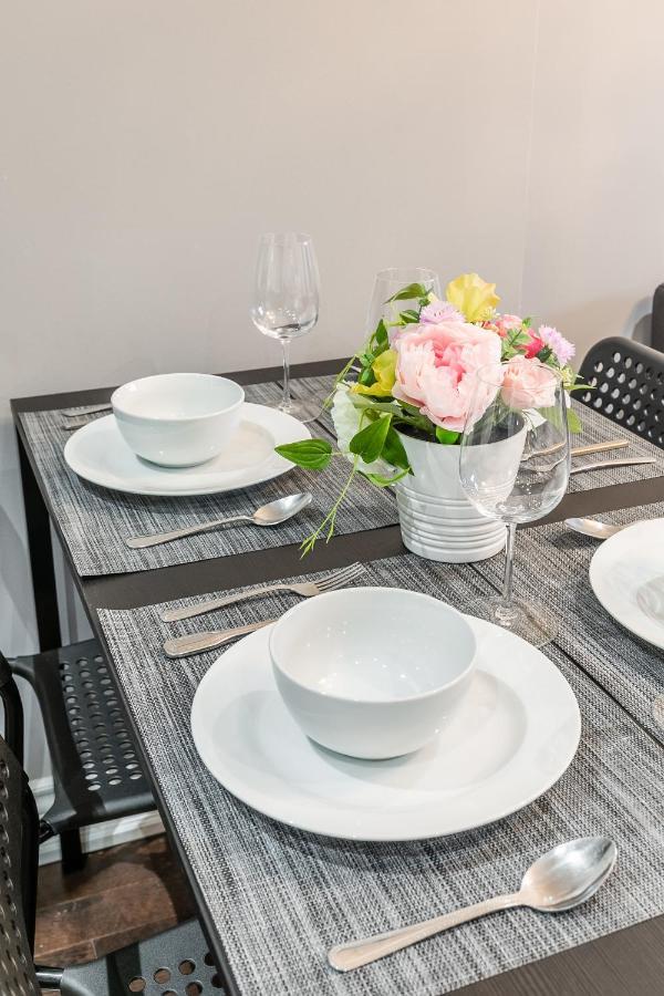 Apartment Modern 3br Apt In The Heart Of Trinity Bellwoods Toronto
