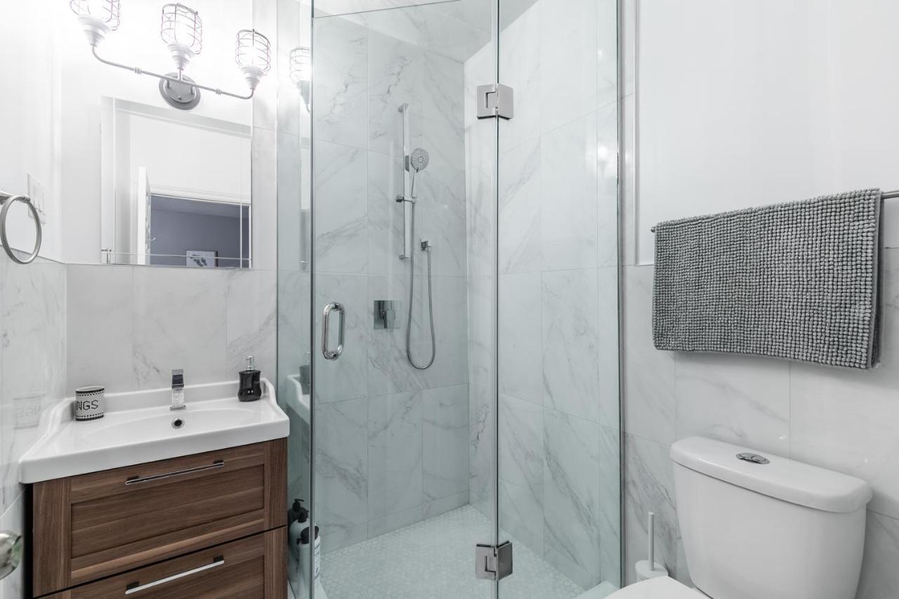 Apartment Modern 3br Apt In The Heart Of Trinity Bellwoods *