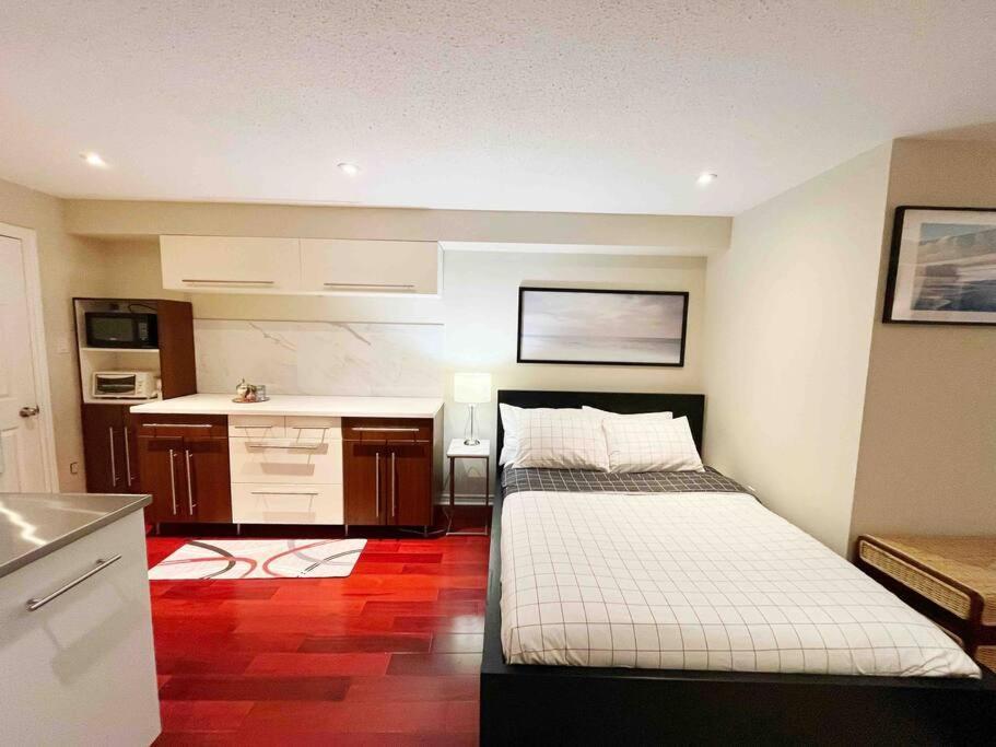 Apartment Beach Studio With Private Detached Bathroom