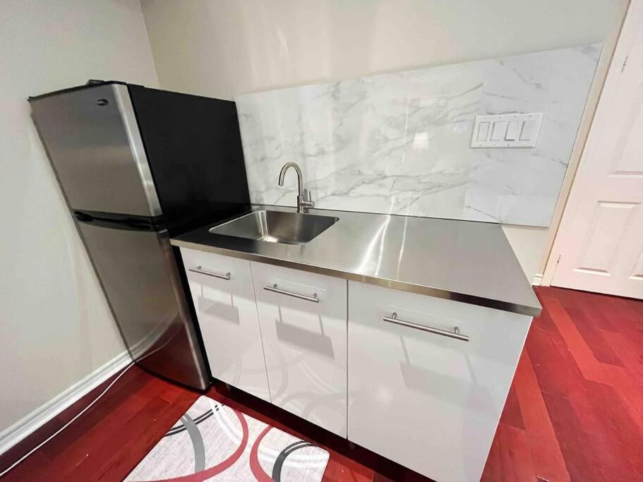 Apartment Beach Studio With Private Detached Bathroom *