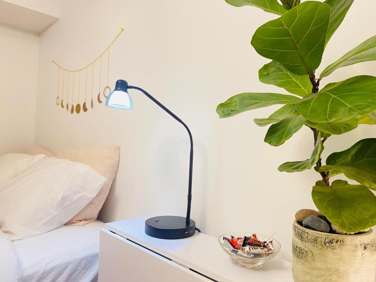 - Free Parking Bed & Breakfast
