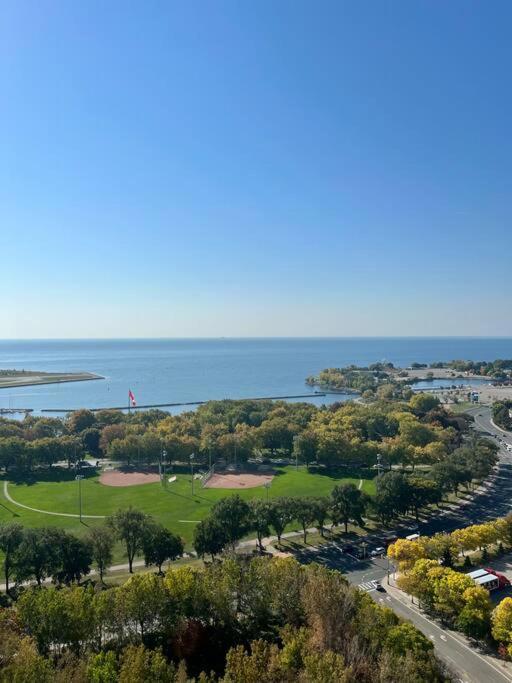 Apartment Penthouse With Stunning Views Toronto
