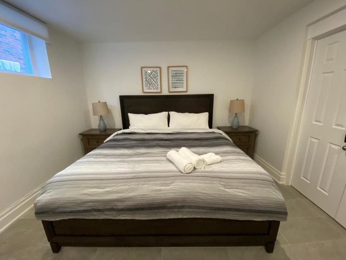 Homestay Yorkmills And Bayview !b Spacious And Stylish Private Bdr With Shared Bathroom *