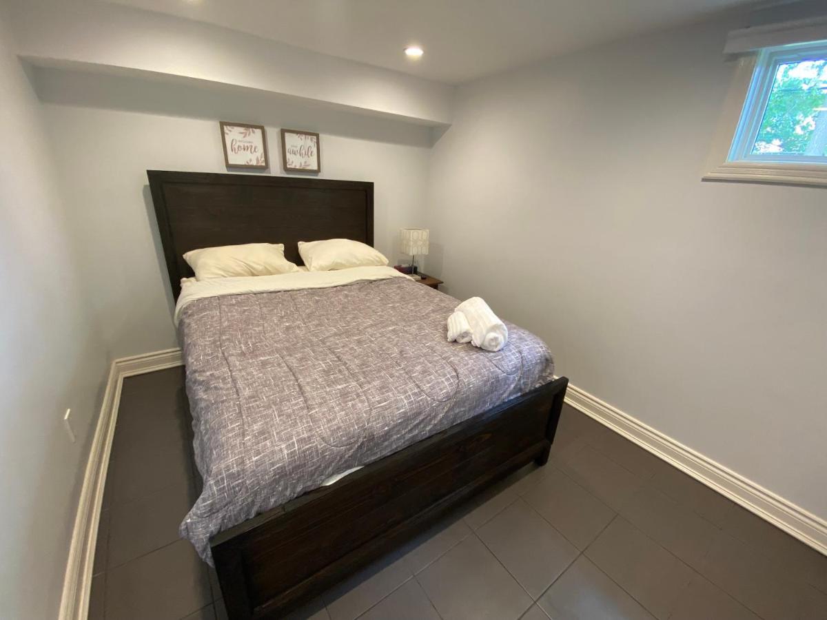 Homestay Yonge And Finch Subway !u Spacious & Cozy Private Bdr With Shared Bathroom Toronto