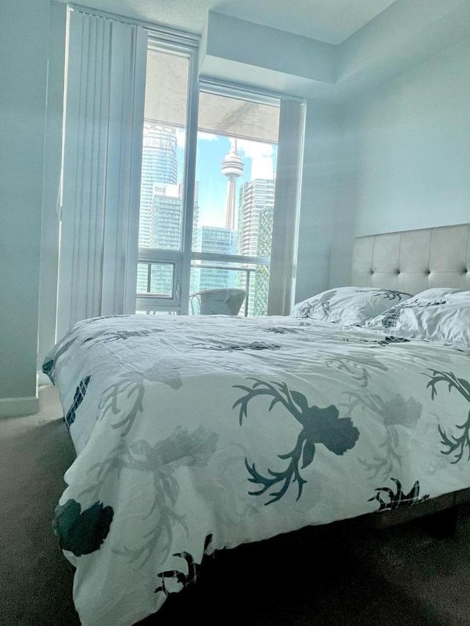 Apartment Breathtaking Cn Tower & Lakeview In Heart Of Dt
