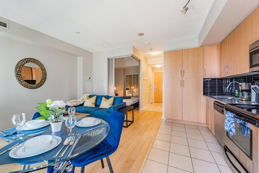 Mls With Amazing Views Holiday home Toronto
