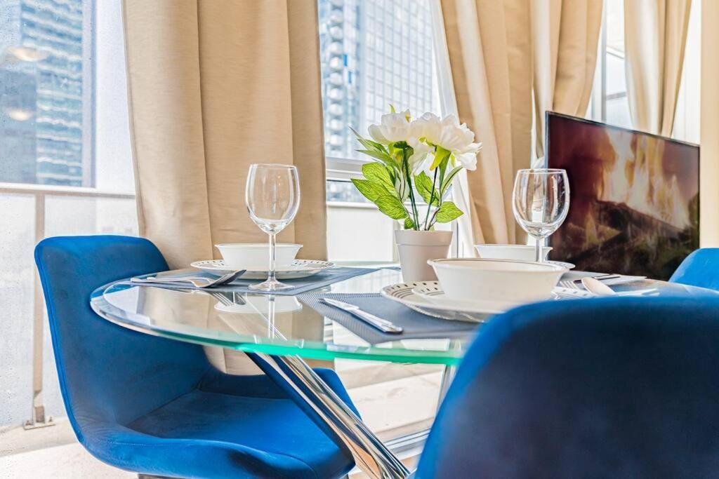 Mls With Amazing Views Holiday home Toronto