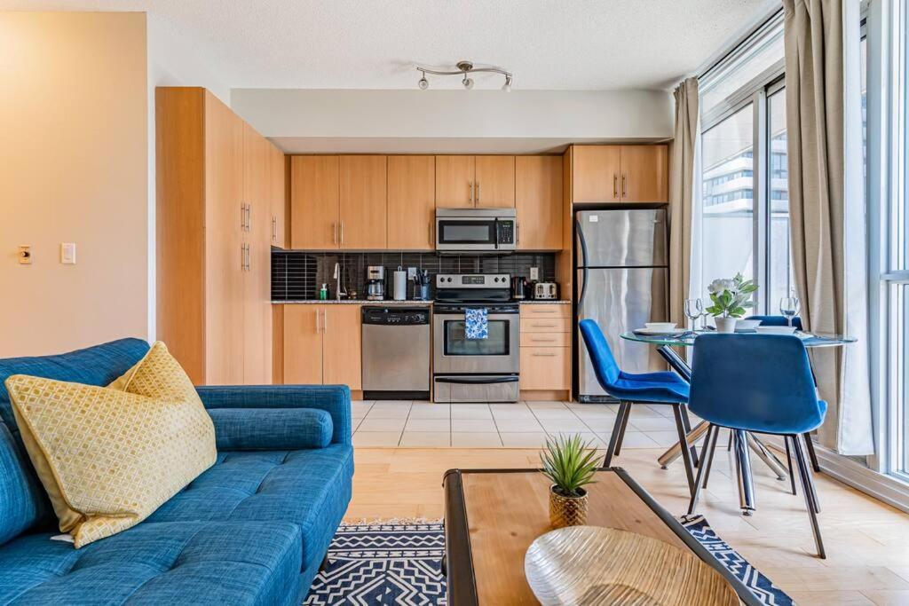 Mls With Amazing Views Holiday home Toronto