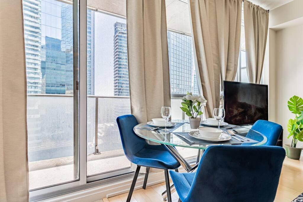 Holiday home Mls With Amazing Views Toronto