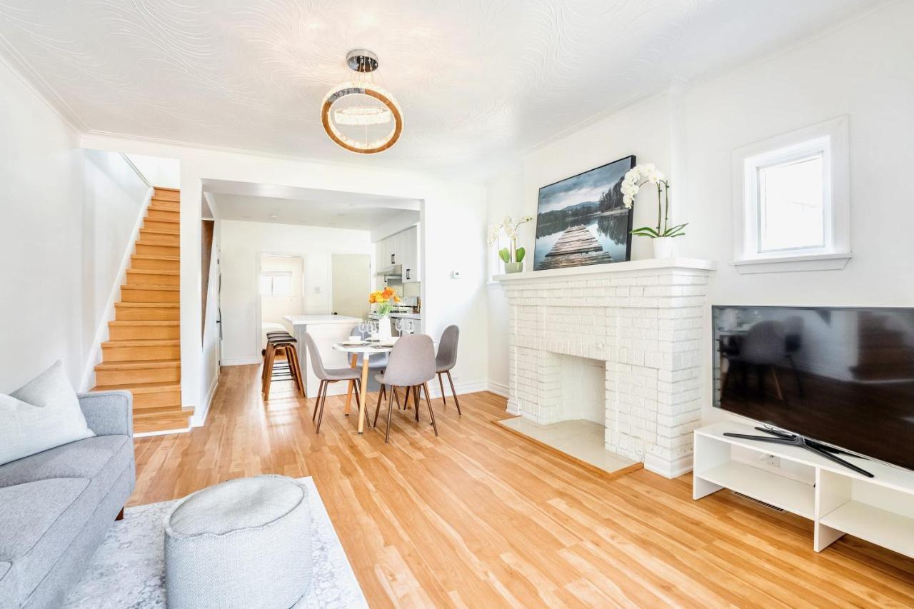 3br Townhouse - St Clair West Village W Parking Holiday home Toronto