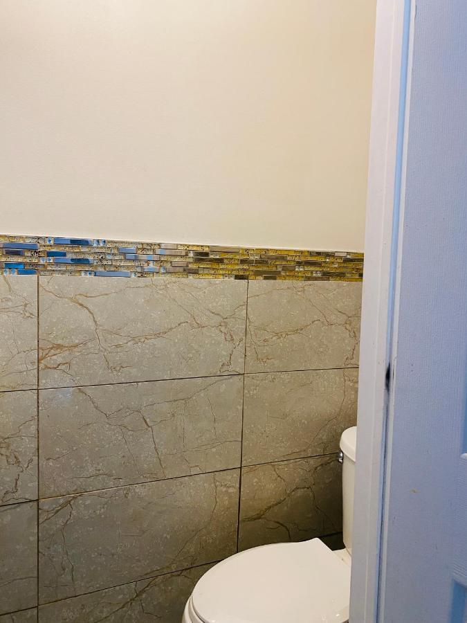 Apartment Lovely Ii Space Share A East York Canada Toronto