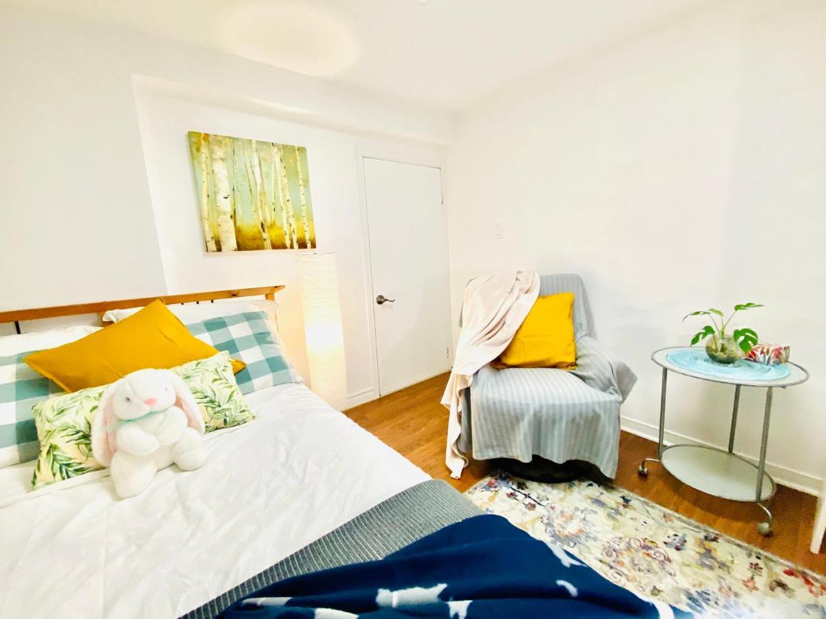 - Free Parking Bed & Breakfast *