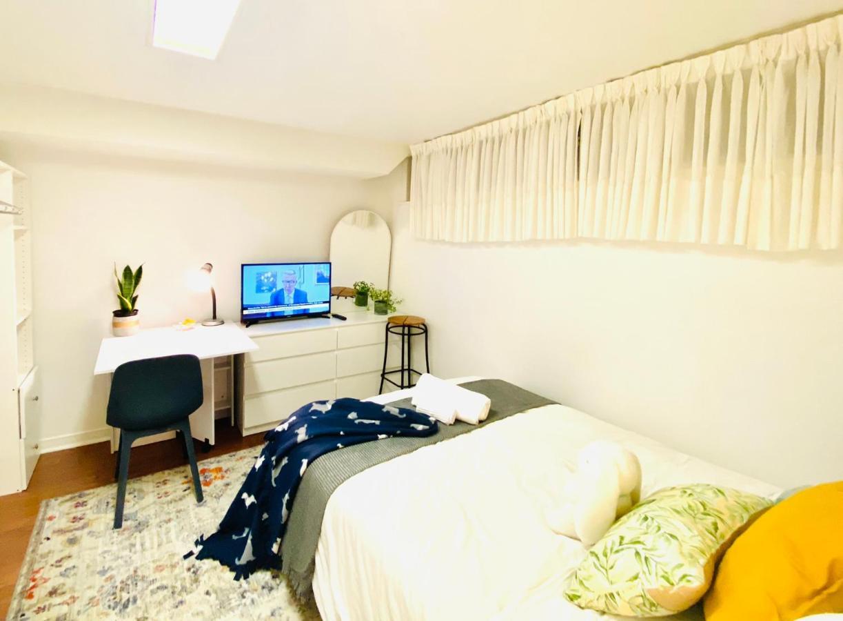 Bed & Breakfast - Free Parking