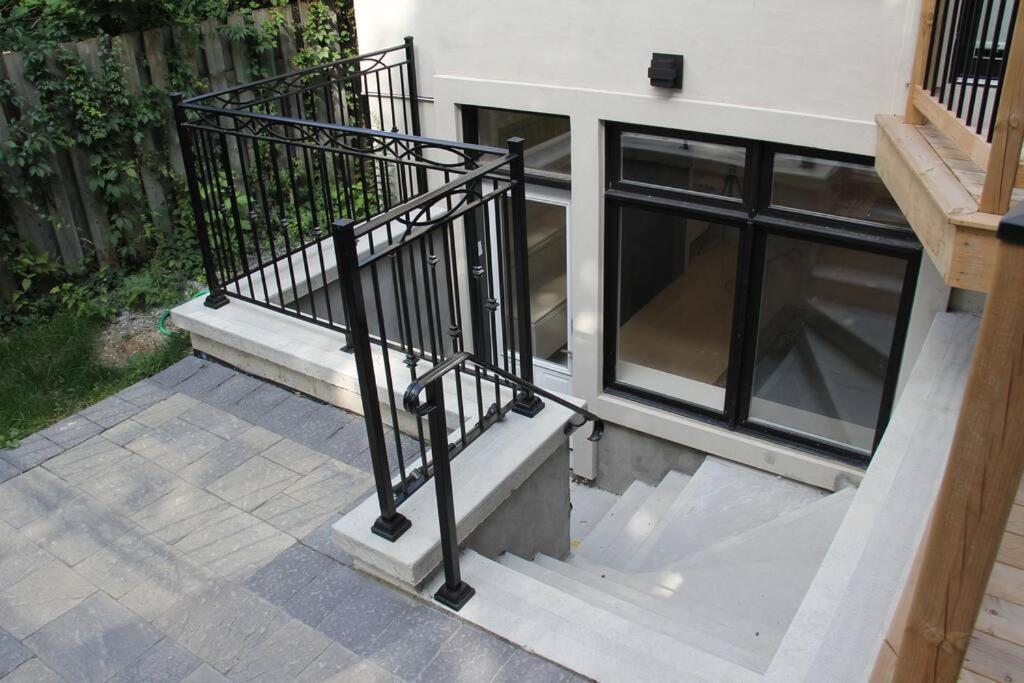 Modern Separate Lower Level 1 Bedroom Plus Parking