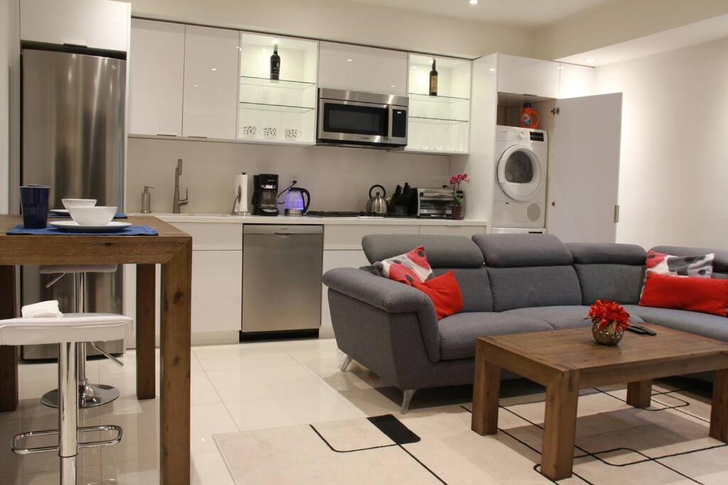 Modern Separate Lower Level 1 Bedroom Plus Parking *
