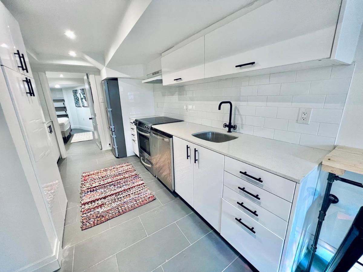 Apartment 1 Bedroom In Downtown East Side Toronto