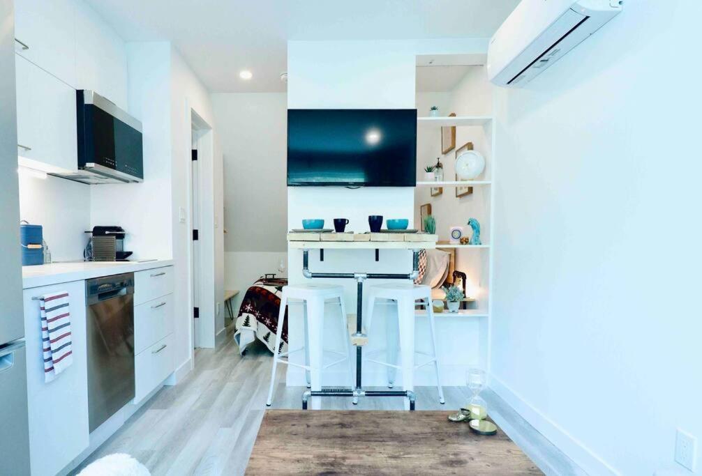 Apartment Cozy 1 Bedroom Laneway House Downtown Eastside Toronto