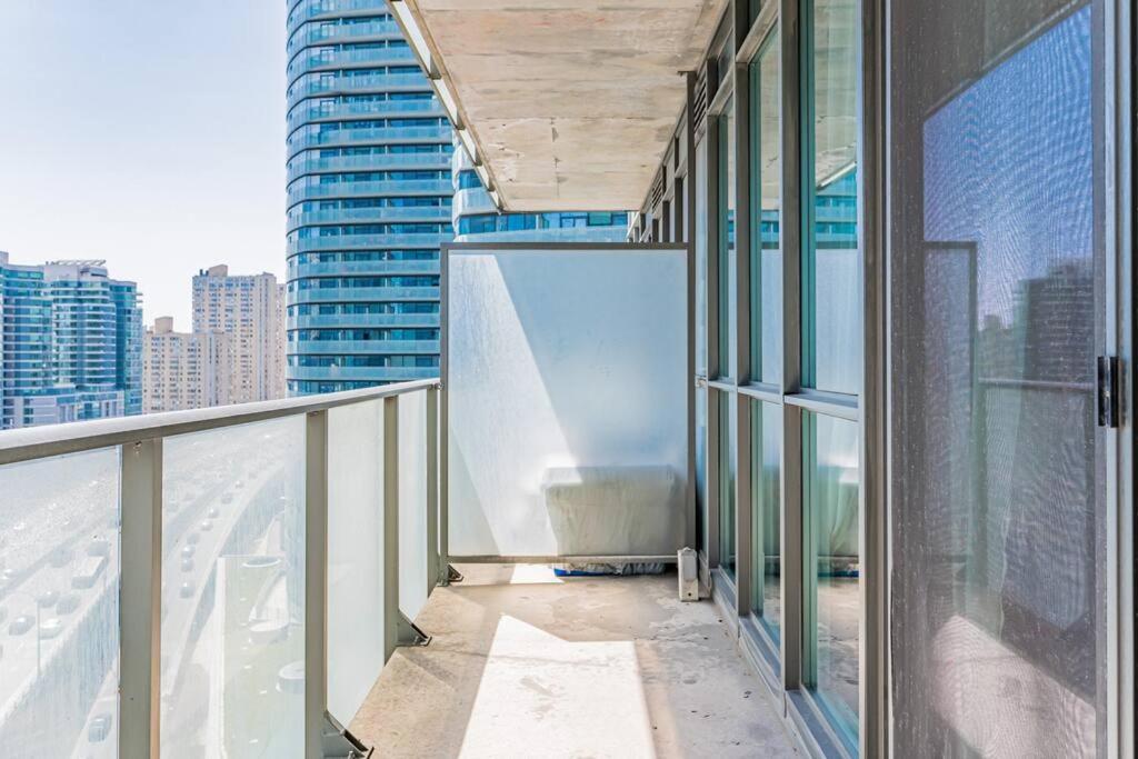 Mls With Amazing Views Toronto