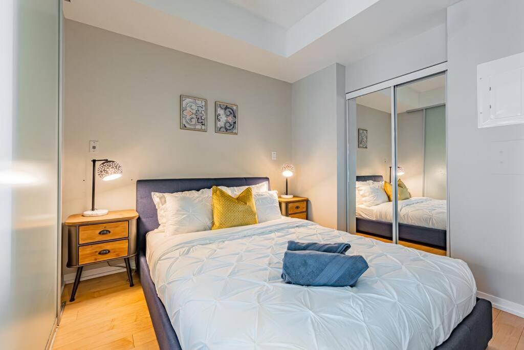 Mls With Amazing Views Holiday home Toronto