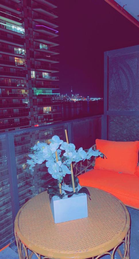 Luxury 2 Bedroom * Toronto