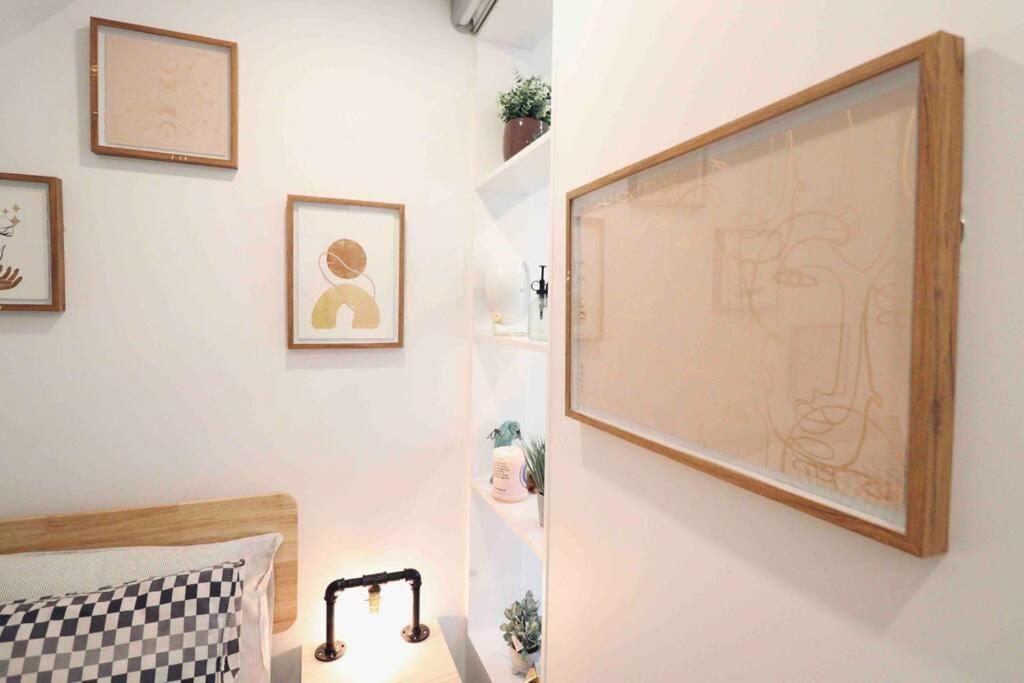 Cozy 1 Bedroom Laneway House Downtown Eastside *