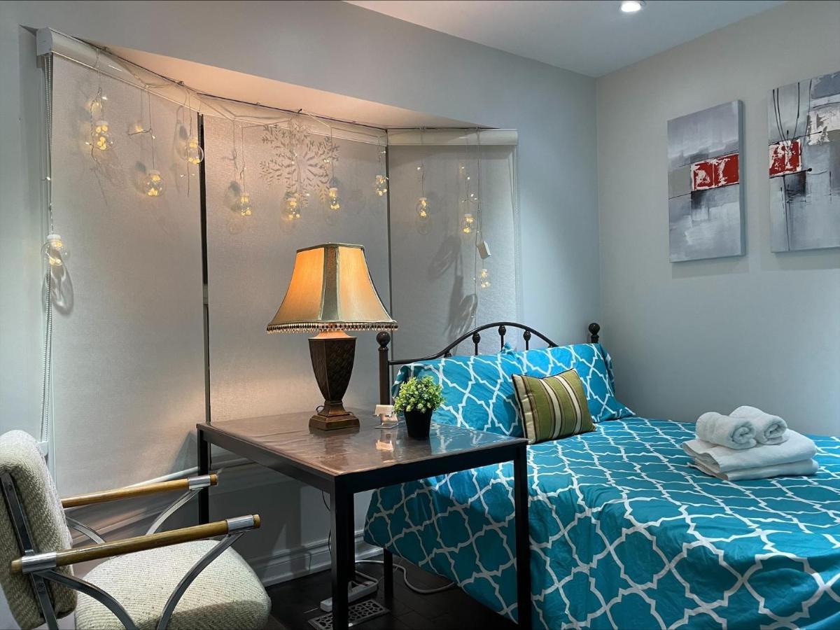 Btn Family-style Bustling Area Self-check-in So Fast Fiber Net Free Parking Homestay Toronto