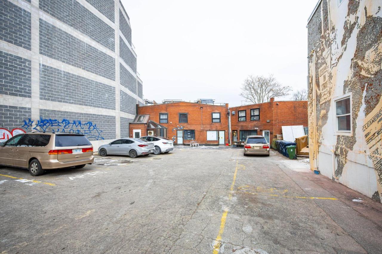 Apartment Bright Parkdale Court - Little Portugal W/ Free Parking