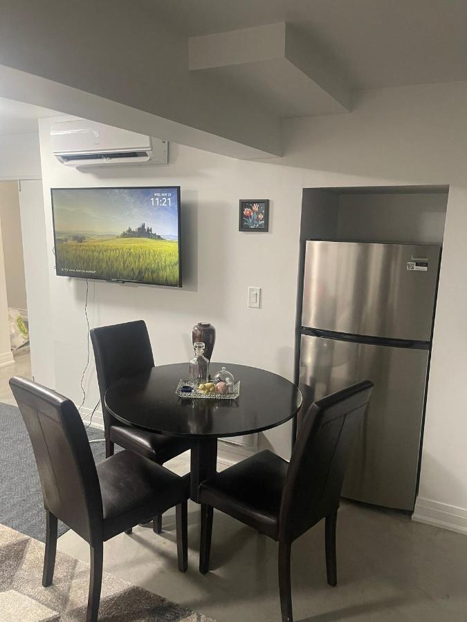 Bright Parkdale Court - Little Portugal W/ Free Parking Toronto