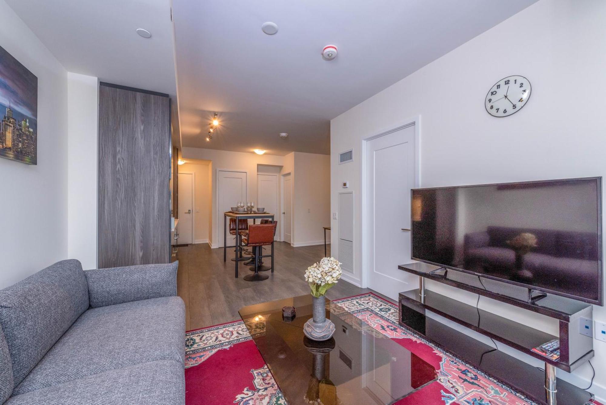 Pristine 1br + Den -harbour Front Downtown - Toronto