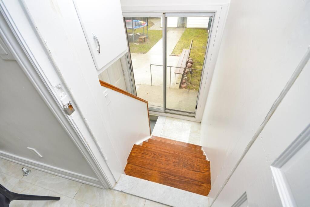Holiday home Cheerful 3bdm With Free Parking On Premises